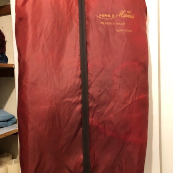 Vintage - Furs by Mannis in Beverly Hills - White Rabbit Jacket - Picture 5 of 10